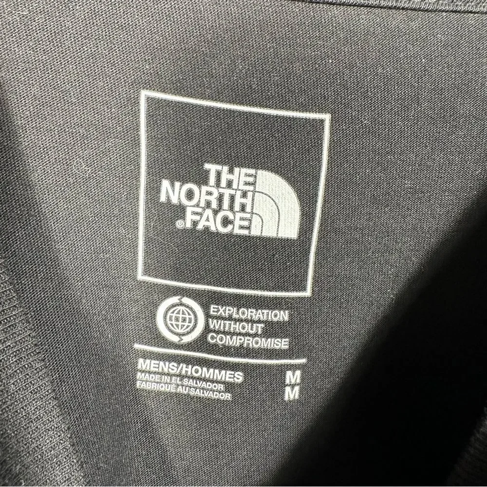 The North Face Men’s Jumbo Short Sleeve Half Dome Logo Tee Size Medium Casual